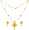 22 Karat Gold Necklace Set - Click here to buy online - 1,817 only..