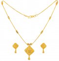 Click here to View - 22 Karat Gold Necklace Set 