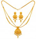 22 Karat Gold Necklace Earring Set - Click here to buy online - 4,975 only..