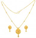 22Kt Gold Two Tone Dokia Set - Click here to buy online - 1,583 only..