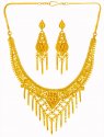 22 Karat Gold Necklace Earring Set - Click here to buy online - 6,483 only..