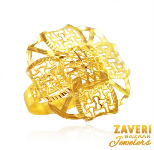 22K Gold  Ladies Ring  