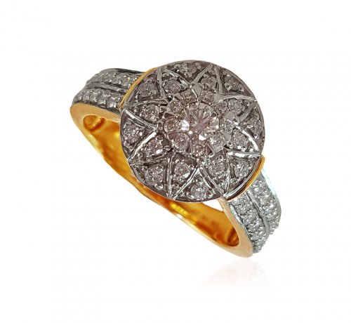 Exclusive Engagement 18K Gold Ring 