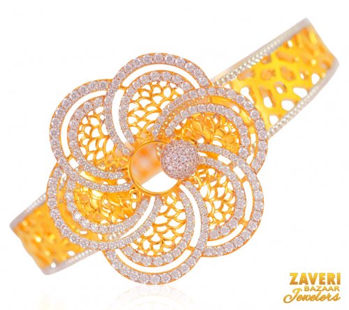 22 Kt Precious Stone Bangle 