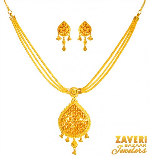 22 k Gold Pendant Necklace Set 