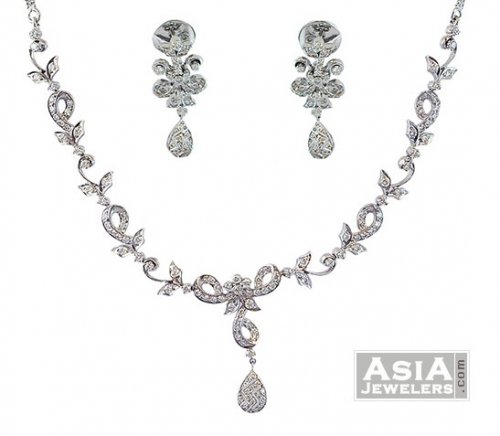 18K White Gold Diamond Necklace Set 