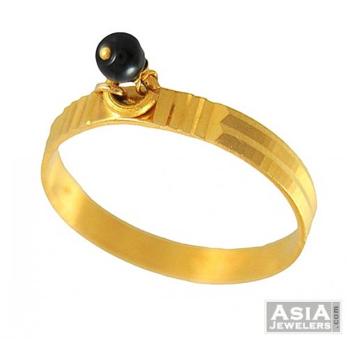 22k Gold Ring With Hanging 