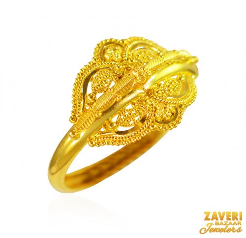 22 kt Gold Ladies Ring  