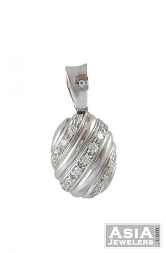 Fancy white gold pendant 