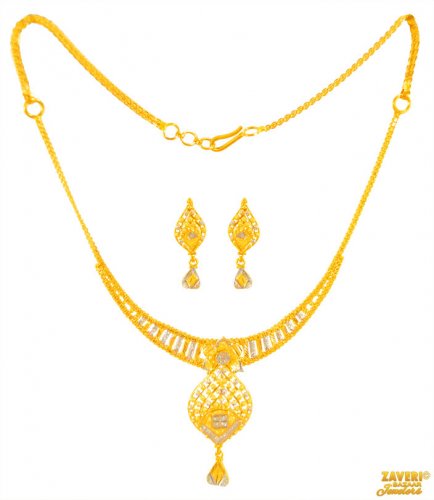 Fancy Necklace Set 22 Kt 