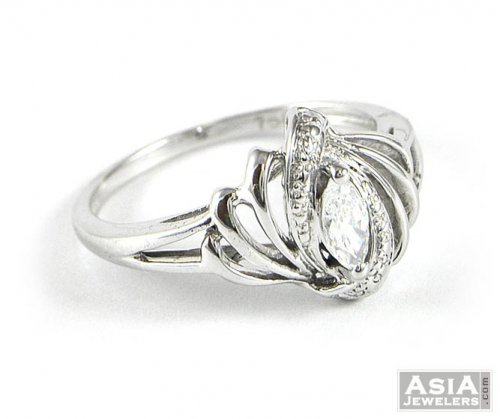 Fancy White Gold Ring 