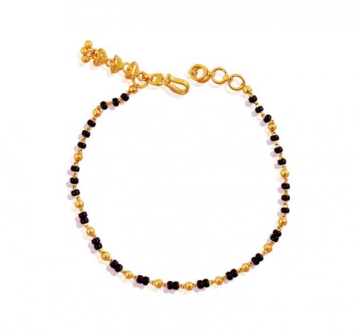 Buy/Shop Sana Mangalsutra Gold Bracelet Online | CaratLane US