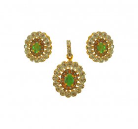 22K Gold Fancy Emerald  Pendant Set