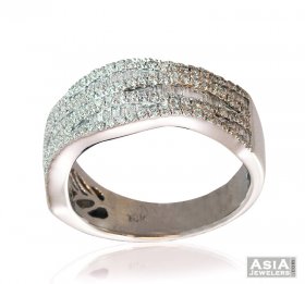 Ladies Wide Diamond Band 18K  ( Diamond Rings (Ladies) )